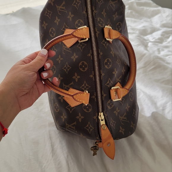 Louis Vuitton Monogram Speedy 25 - Picture 14 of 15